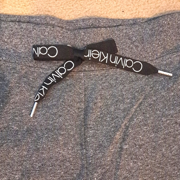 2X CALVIN KLEIN PANTS - Picture 2 of 8